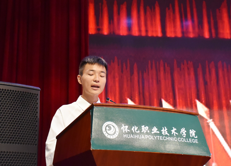 1625132324730060997.jpg 12钟琦.jpg