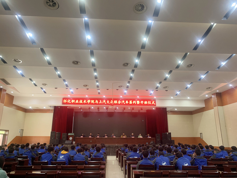 1638515674493074144.jpg IMG_4105.jpg